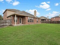 1739 Summerwood Ln in Cedar Hill, TX - Building Photo - Building Photo