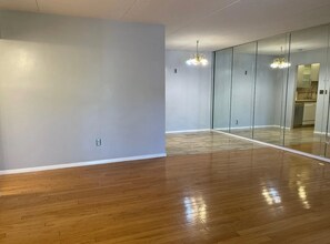 50 Broadlawn Park, Unit 410 in Boston College, MA - Building Photo - Building Photo
