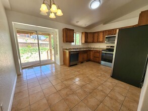 2202 Cowhand Pl in Pueblo, CO - Building Photo - Building Photo