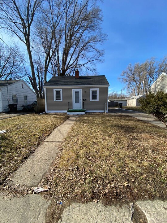 236 E 23rd St in Des Moines, IA - Building Photo