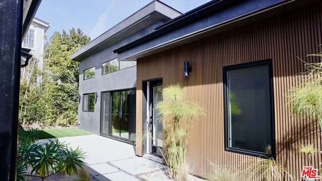 property at 2668 Greenfield Ave