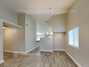 15 Whitestone Ct in Elk Grove, CA - Foto de edificio - Building Photo