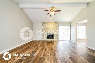 1113 Countrywood Ln, Unit #01 in Edmond, OK - Foto de edificio - Building Photo