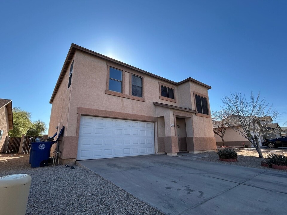 12329 N Pablo St in El Mirage, AZ - Building Photo