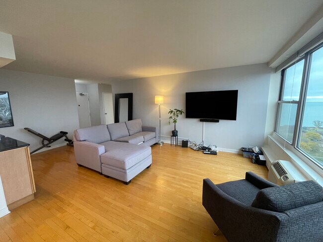 3900 N Lake Shore Dr in Chicago, IL - Building Photo - Building Photo