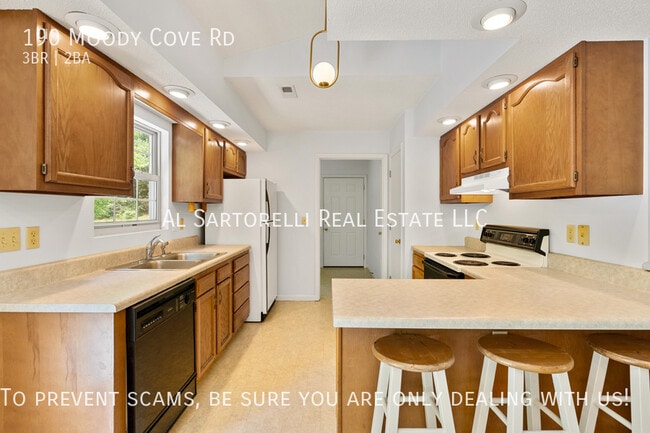 190 Moody Cove Rd in Weaverville, NC - Building Photo - Building Photo