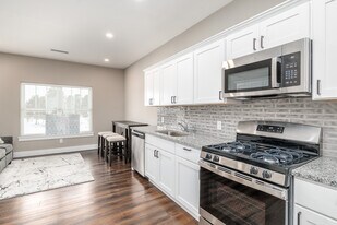 Davids Landing in Clay, NY - Building Photo