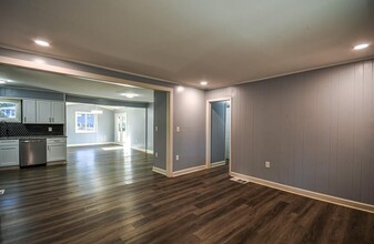 3709 Turner Heights Dr in Decatur, GA - Building Photo - Building Photo