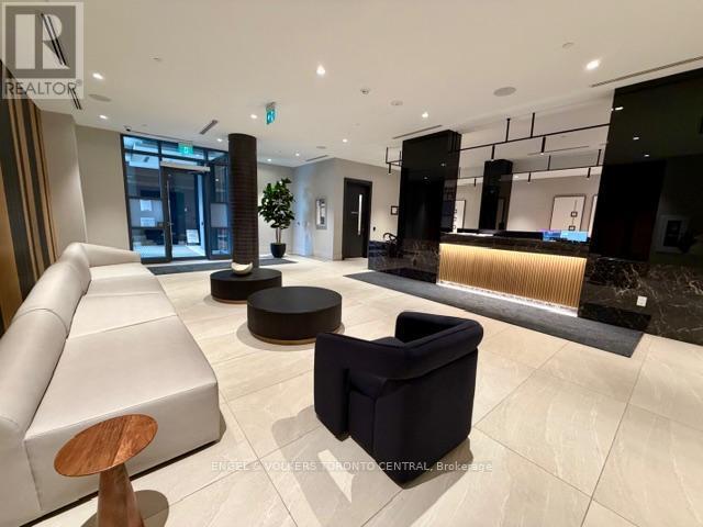 359 Simcoe St N in Oshawa, ON - Building Photo - Building Photo