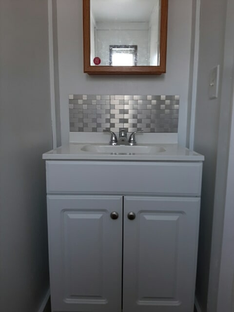 2410 M in Marion, IN - Foto de edificio - Building Photo