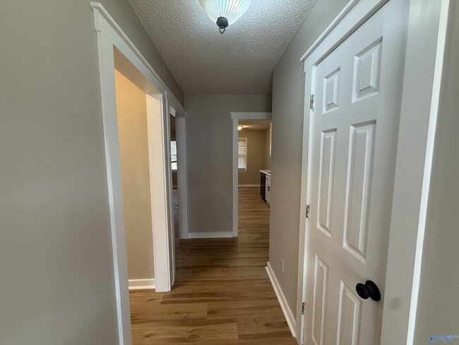 143 Hollington Dr NE in Huntsville, AL - Building Photo - Building Photo