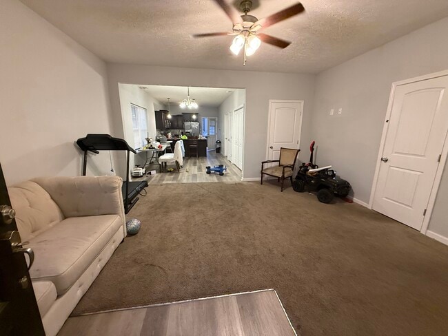 414 Rick Mccormick Dr in La Vergne, TN - Building Photo - Building Photo