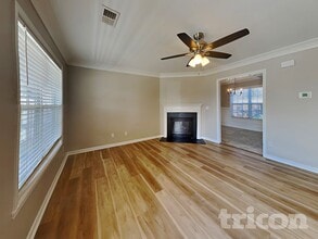 1166 Waterlyn Dr in Greensboro, NC - Building Photo - Building Photo