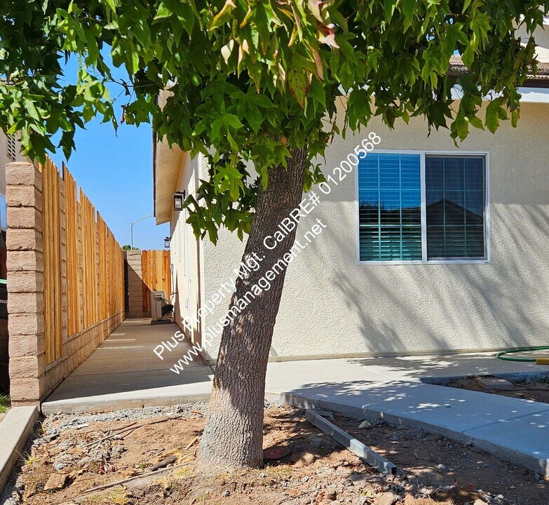 1515 Monica Ct in Santa Maria, CA - Building Photo