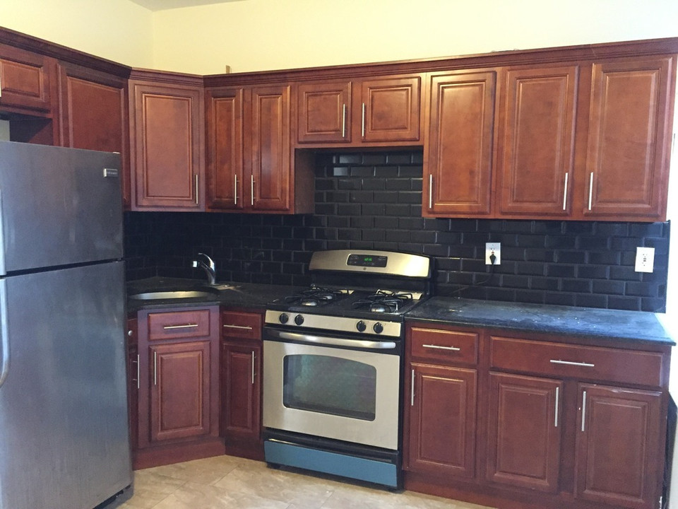 1211 Nostrand Ave in Brooklyn, NY - Building Photo