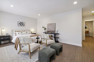 2489 Cedarwood Ln in River Falls, WI - Building Photo - Building Photo