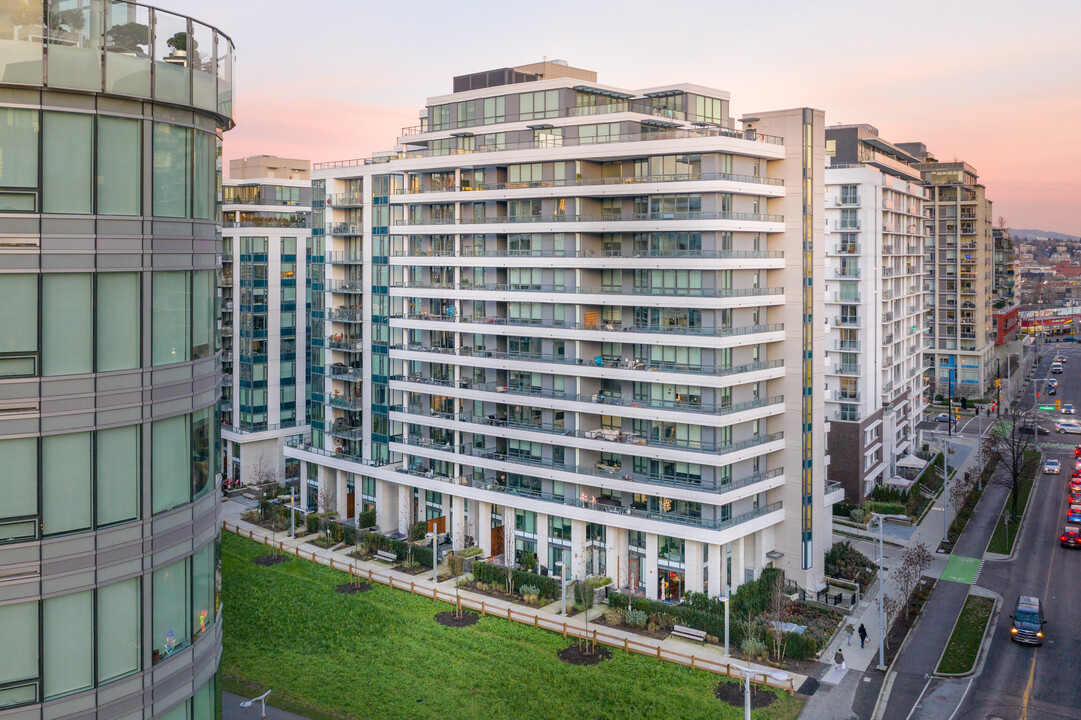 NAVIO South - The Creek Building 3 in Vancouver, BC - Building Photo