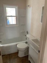 1308 N Harris Ave in Champaign, IL - Building Photo - Building Photo
