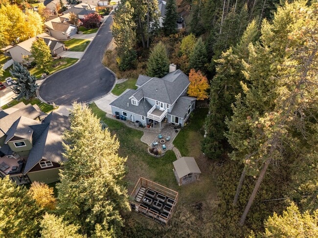 property at 965 N Armstrong Dr