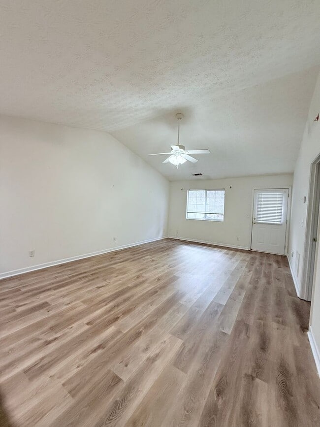 3975 Hidden Hollow Dr in Gainesville, GA - Building Photo - Building Photo