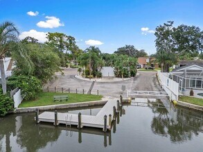 8405 Stillbrook Ave in Tampa, FL - Building Photo - Building Photo
