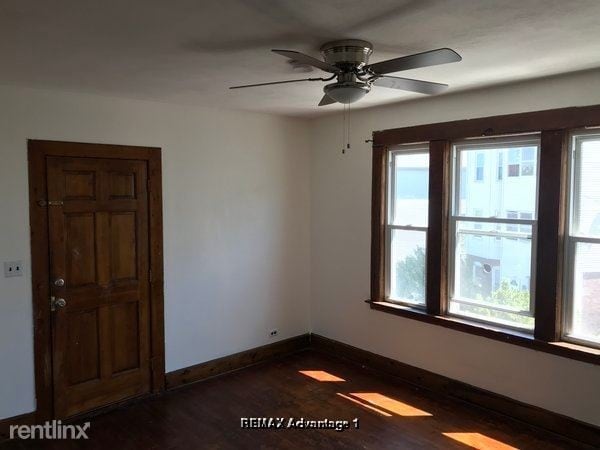 13 Groton Pl in Worcester, MA - Foto de edificio - Building Photo