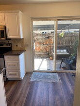 1173 S Monaco St Pkwy in Denver, CO - Foto de edificio - Building Photo