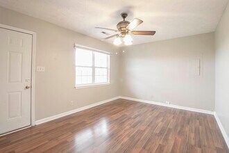 919 State Line Rd in Oak Grove, KY - Building Photo - Building Photo