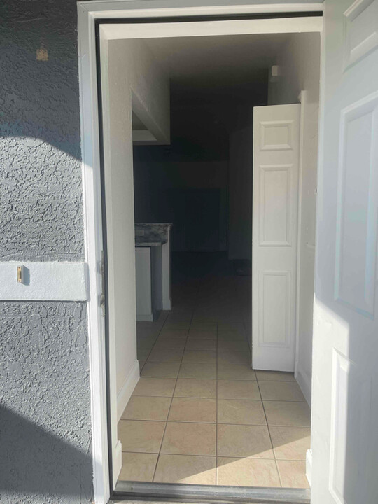 700 W 12th St in Lehigh Acres, FL - Building Photo