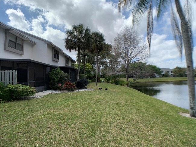 3453 Carambola Cir S in Coconut Creek, FL - Building Photo - Building Photo