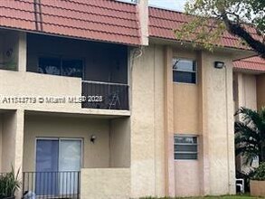 10270 NW 35th St in Coral Springs, FL - Building Photo - Building Photo