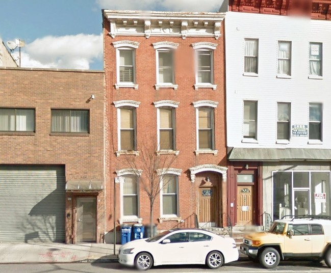 288 McGuinness Blvd in Brooklyn, NY - Building Photo - Building Photo