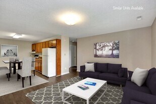 16922 Carter Cir in Athens, AL - Building Photo