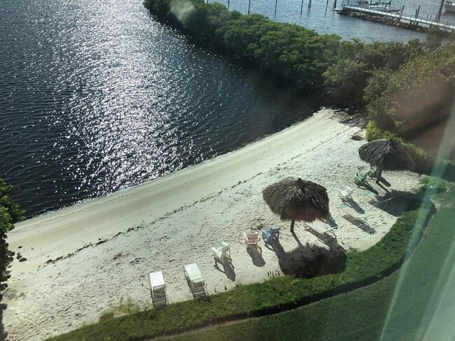 property at 1000 Scotia Dr