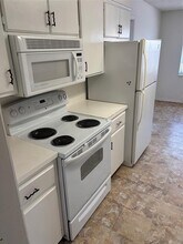 1825 E Lindsey St in Norman, OK - Building Photo - Building Photo