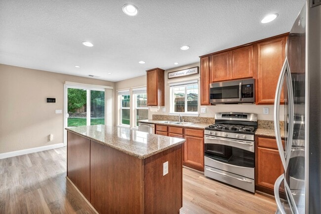 8918 Grisom Way in Reno, NV - Building Photo - Building Photo