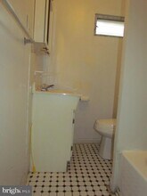 522 N Douglas St in Philadelphia, PA - Building Photo - Building Photo