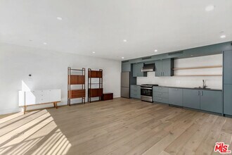 4053 Sapphire Dr in Los Angeles, CA - Building Photo - Building Photo