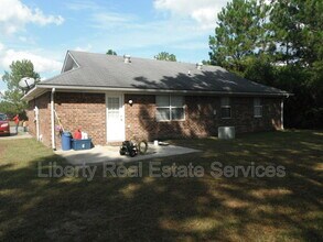 1262 Windrow Dr in Hinesville, GA - Building Photo - Building Photo