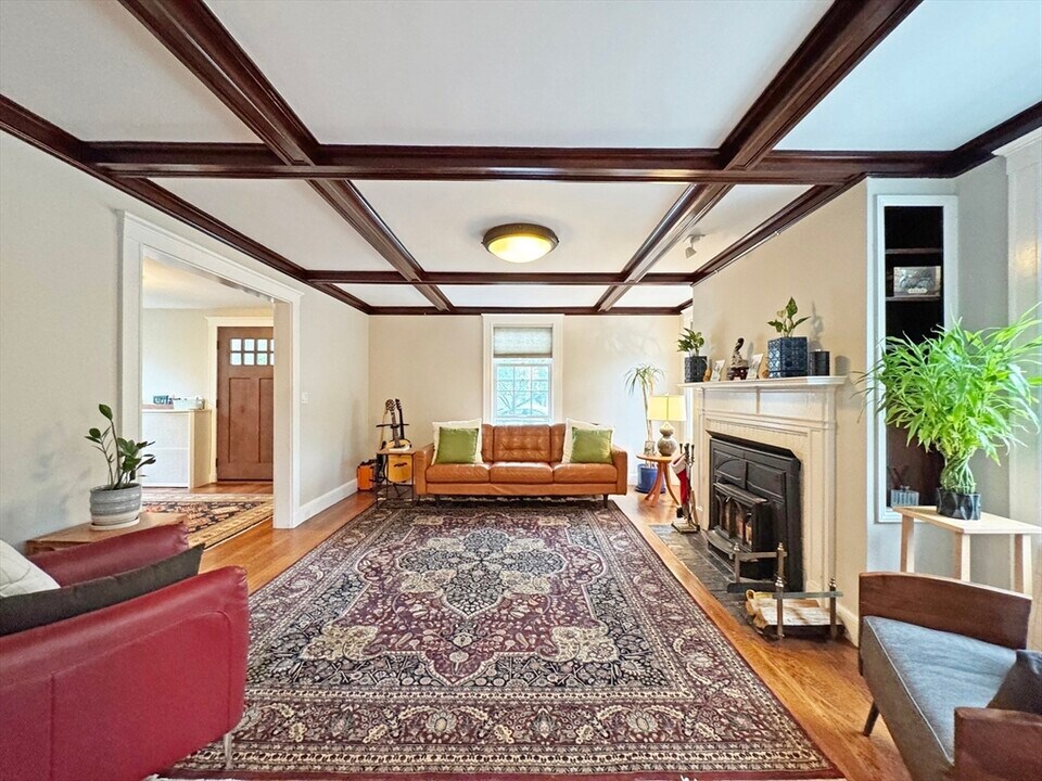 99 Hancock St in Newton, MA - Building Photo