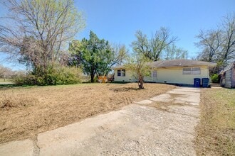 4028 E Virgin St in Tulsa, OK - Building Photo - Building Photo