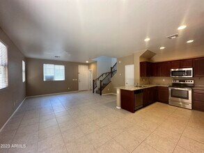 2538 N 73rd Dr in Phoenix, AZ - Building Photo - Building Photo