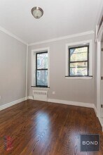 309 W 97th St in New York, NY - Building Photo - Building Photo