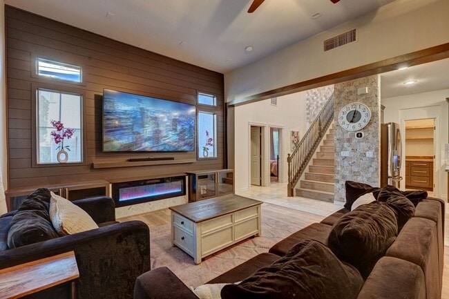 10420 Garland Grove Way