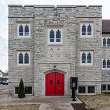 The Sanctuary on Bardstown in Louisville, KY - Foto de edificio - Building Photo