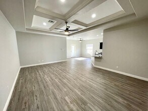 3392 N Apache St in Kingman, AZ - Building Photo - Building Photo