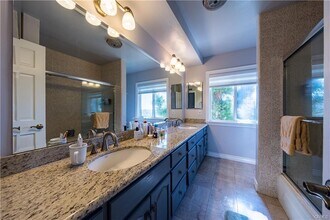 1951 Alpha St in South Pasadena, CA - Building Photo - Building Photo