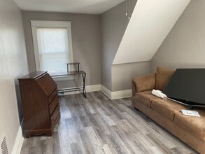 336 Melville St in Rochester, NY - Building Photo - Building Photo