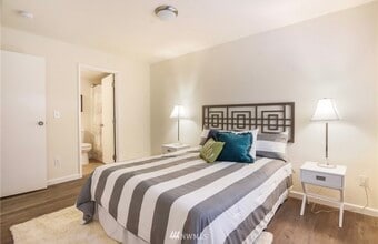 23411 102nd Ave SE in Kent, WA - Building Photo - Building Photo