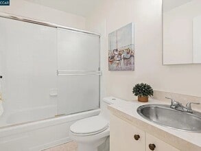 142 Blue Ridge Dr in Martinez, CA - Building Photo - Building Photo